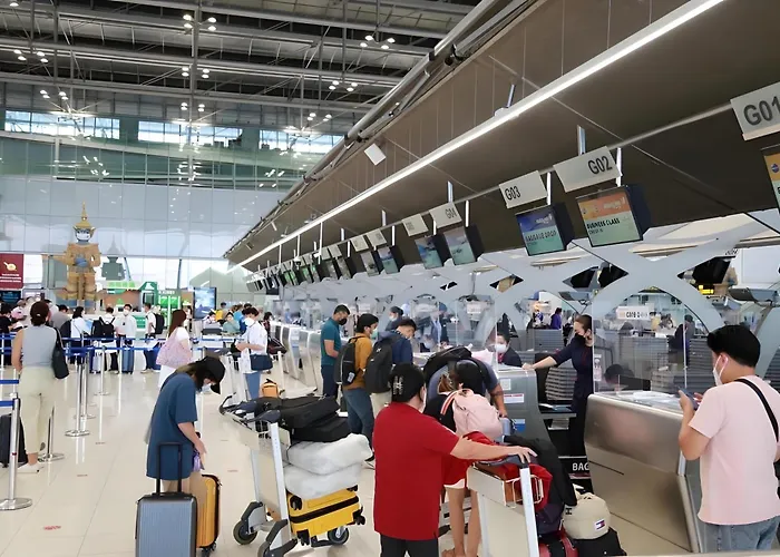 Xx At Gate Suvarnabhumi Airport - อ่อนนุช * Bangkok